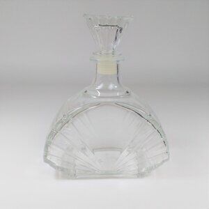 Glass Decanter with Stopper